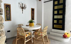 Lemon House